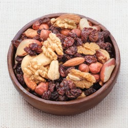 Family Pantry Nuts & Raisins - raw & unsalted